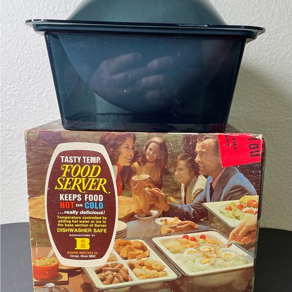 Vintage Domed Tasty Temp Food Server - Picture 2 of 7